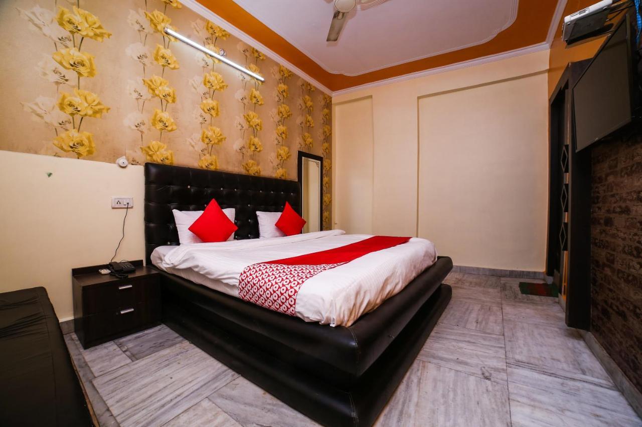 Hotel Shiv Mahima Inn By Wb Inn Prayagraj Exterior photo