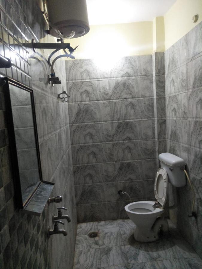 Hotel Shiv Mahima Inn By Wb Inn Prayagraj Exterior photo