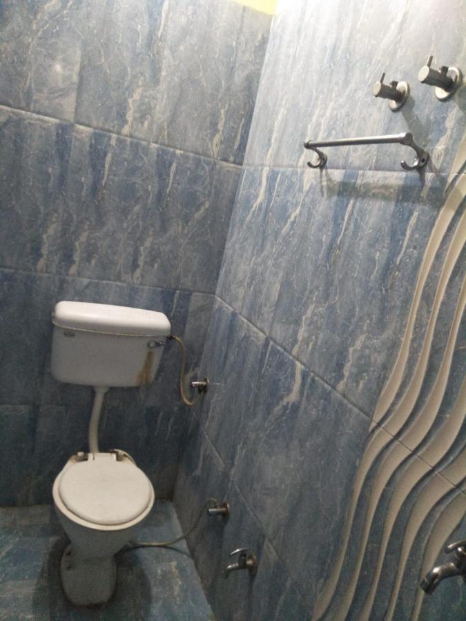 Hotel Shiv Mahima Inn By Wb Inn Prayagraj Exterior photo