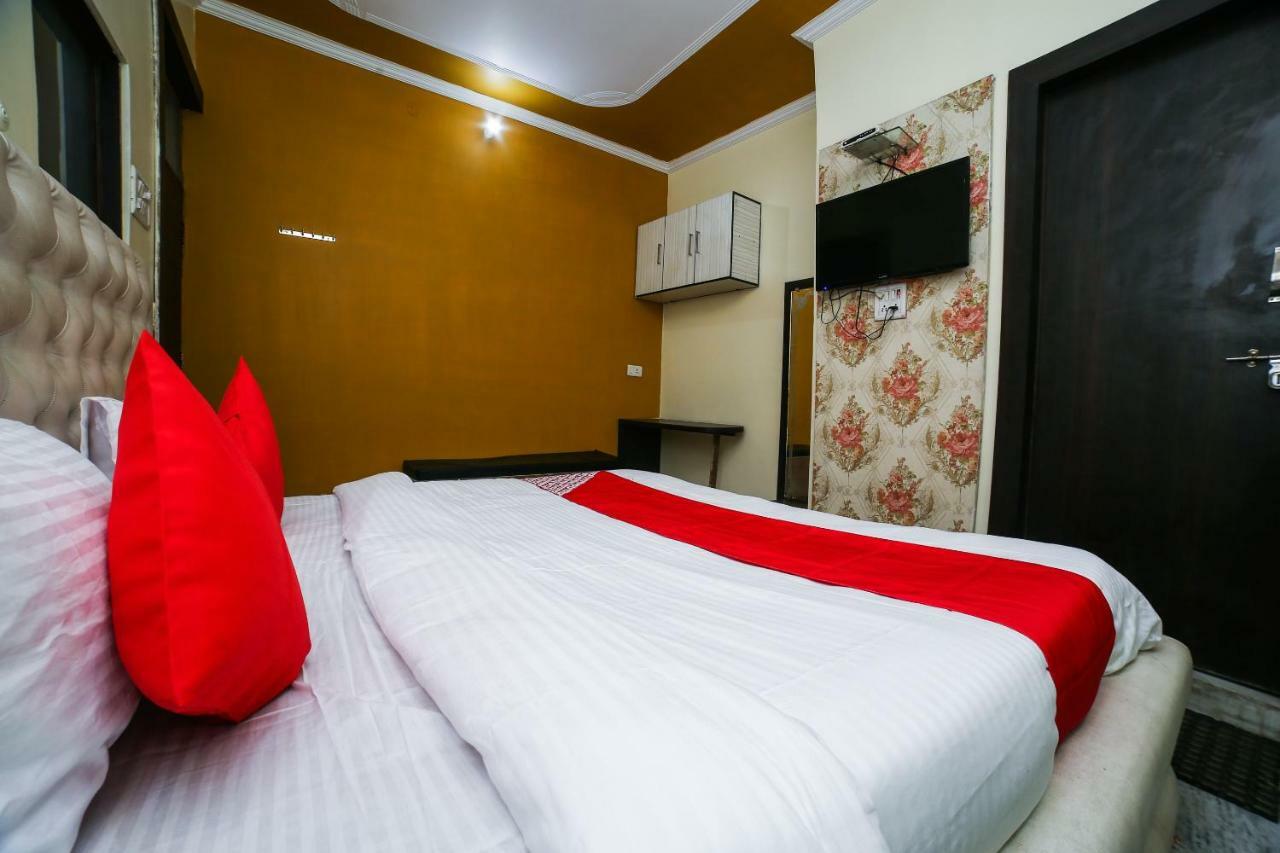 Hotel Shiv Mahima Inn By Wb Inn Prayagraj Exterior photo