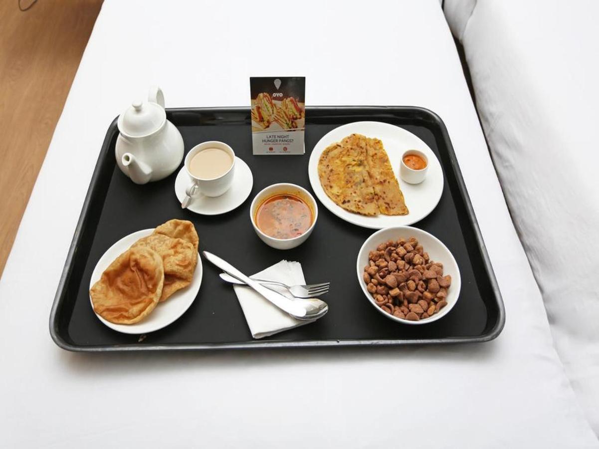 Hotel Shiv Mahima Inn By Wb Inn Prayagraj Exterior photo